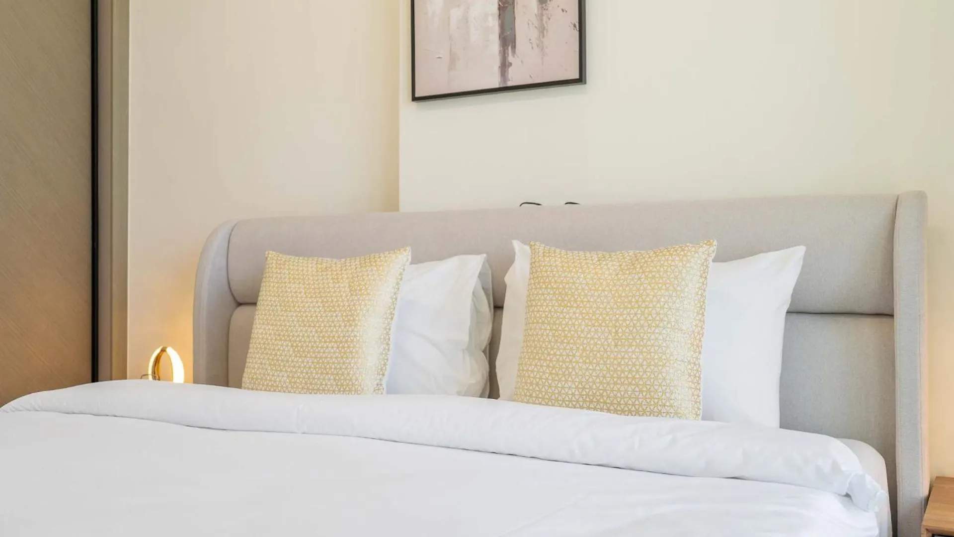 Peace And Tranquility In This 1 Bedroom In Jvc Dubai 0*,