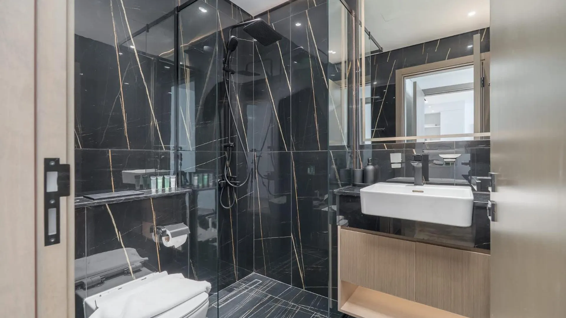 Peace And Tranquility In This 1 Bedroom In Jvc Dubai Apartment