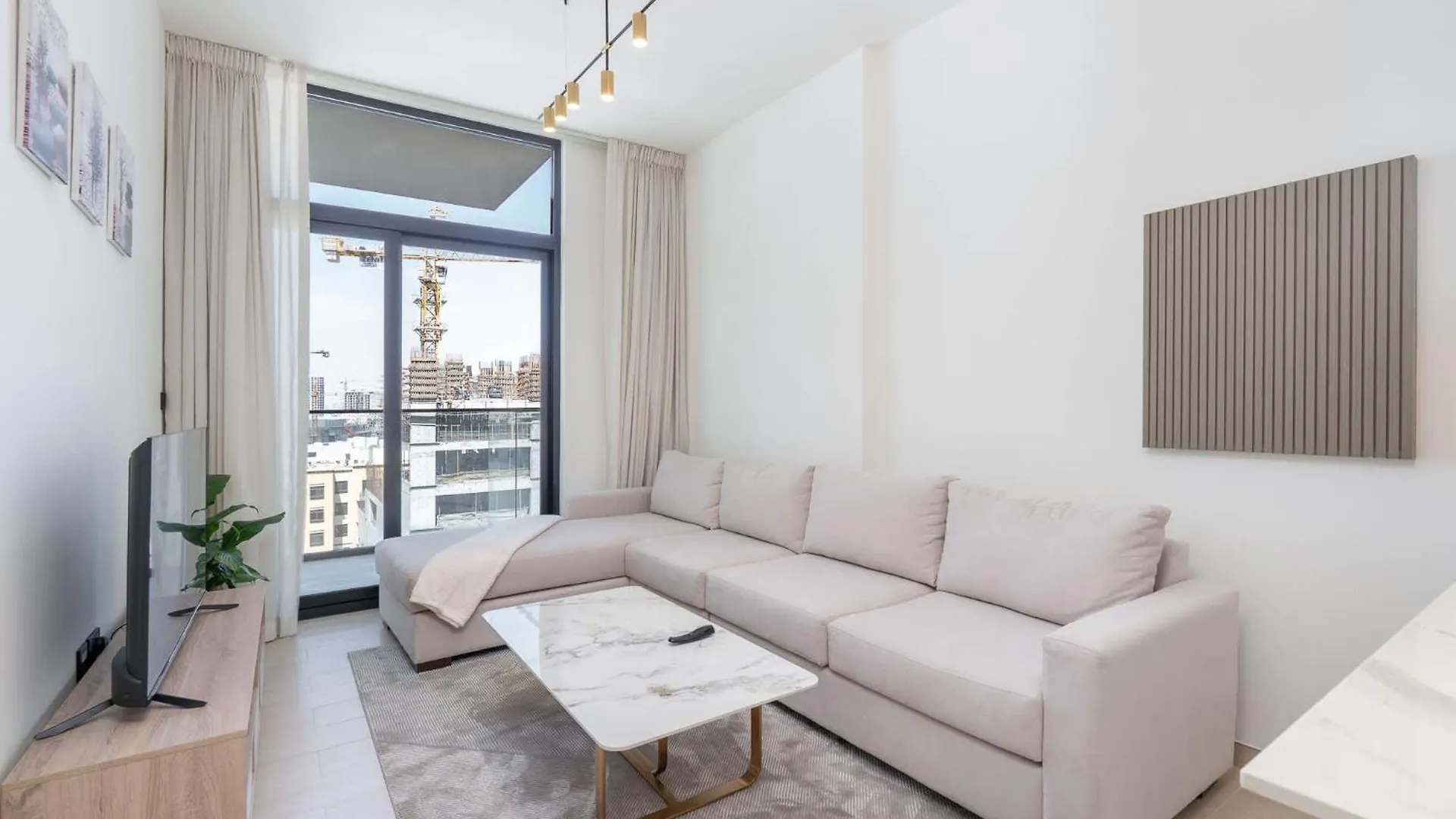 Peace And Tranquility In This 1 Bedroom In Jvc Dubai