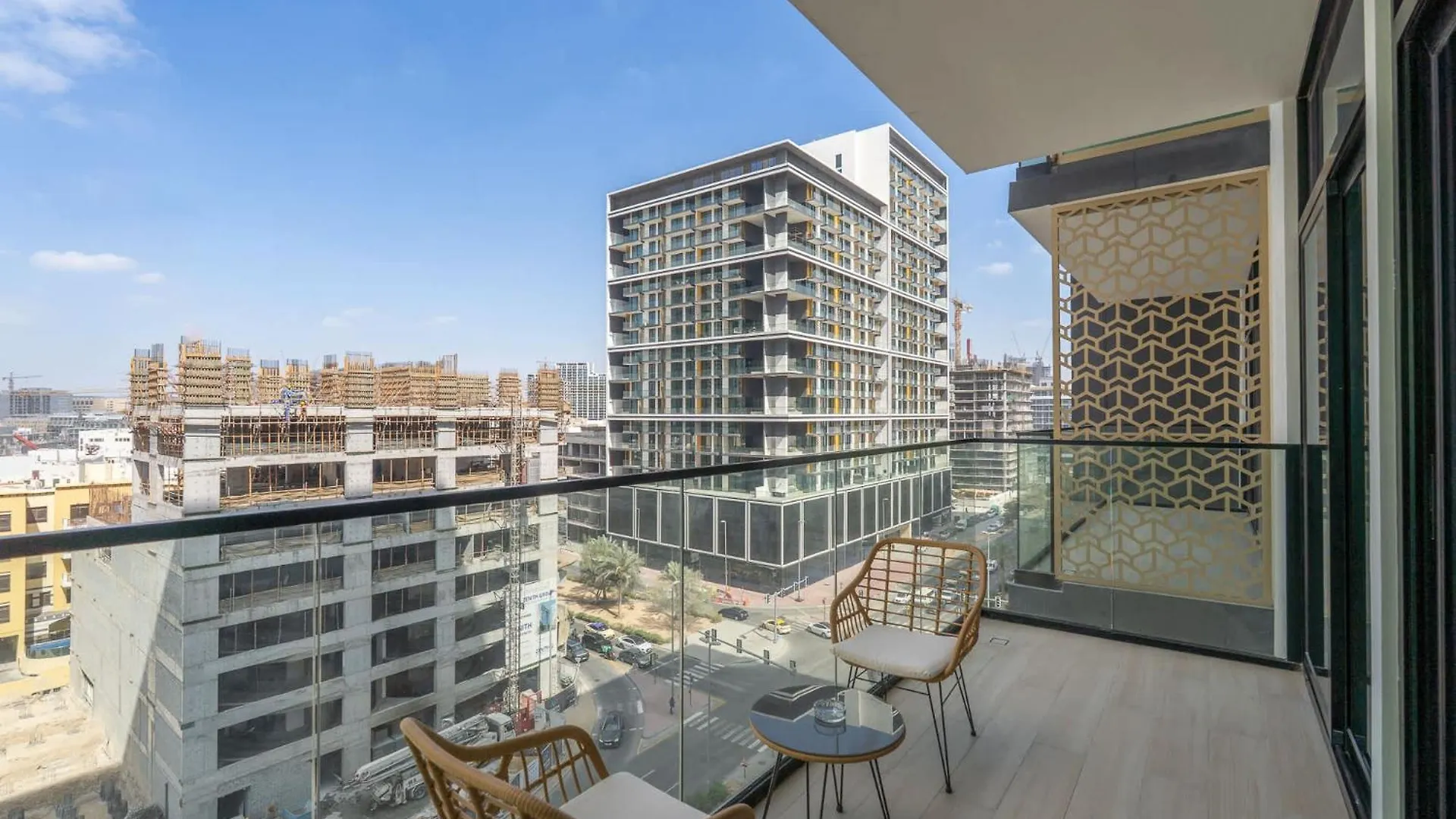 Peace And Tranquility In This 1 Bedroom In Jvc Dubai Förenade Arabemiraten