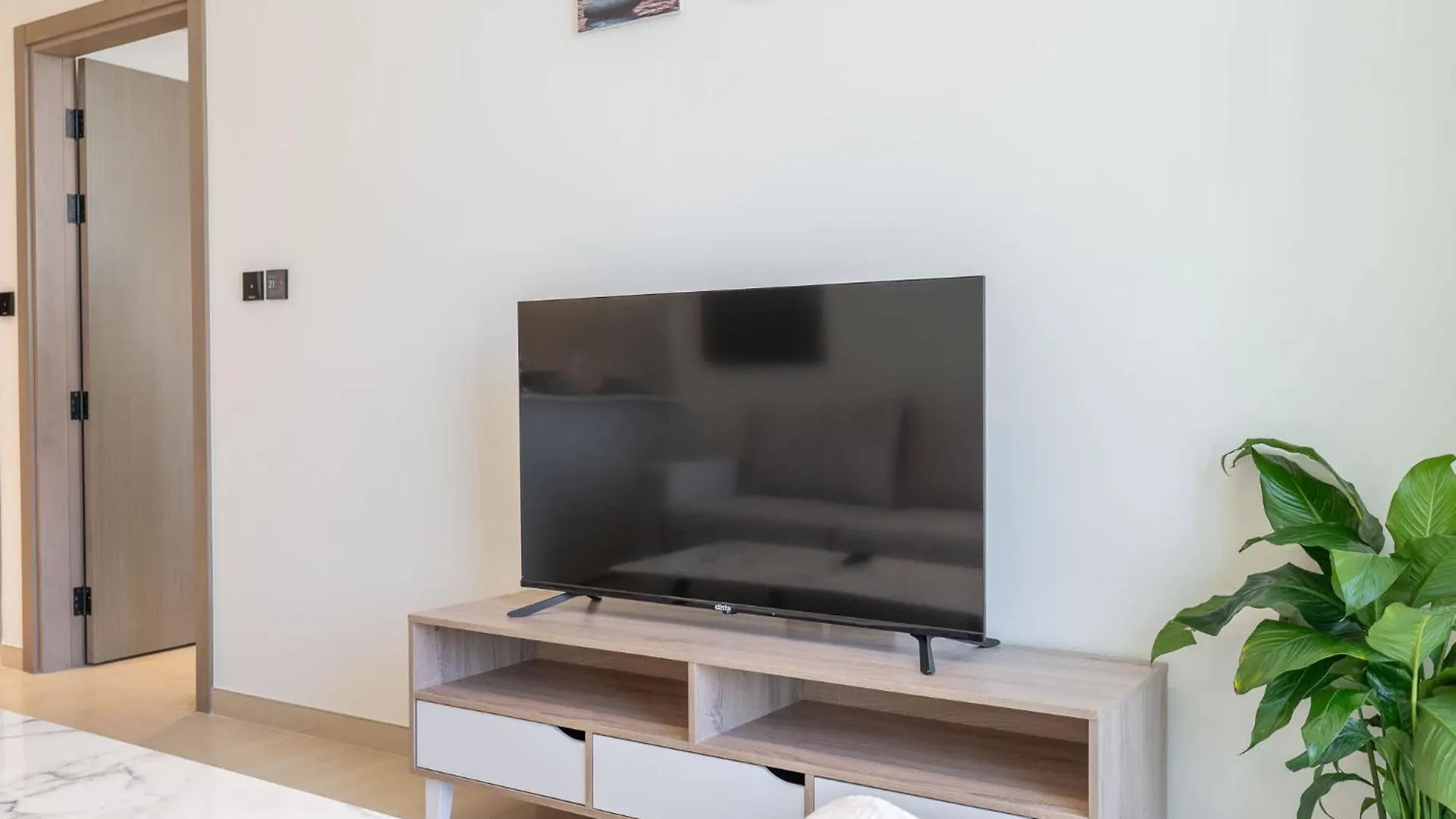 Peace And Tranquility In This 1 Bedroom In Jvc Dubai